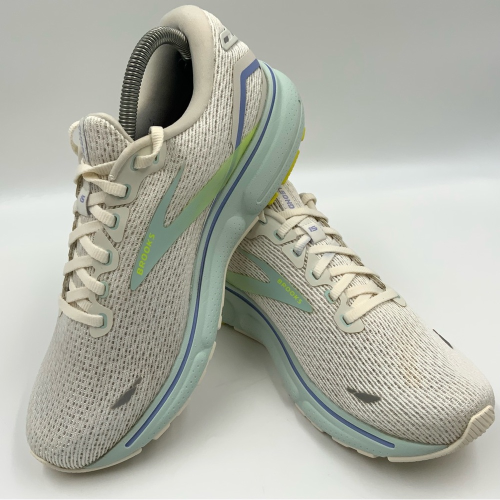 Brooks Ghost 15 Women's Running Shoes Beige Size 9.5 Medium